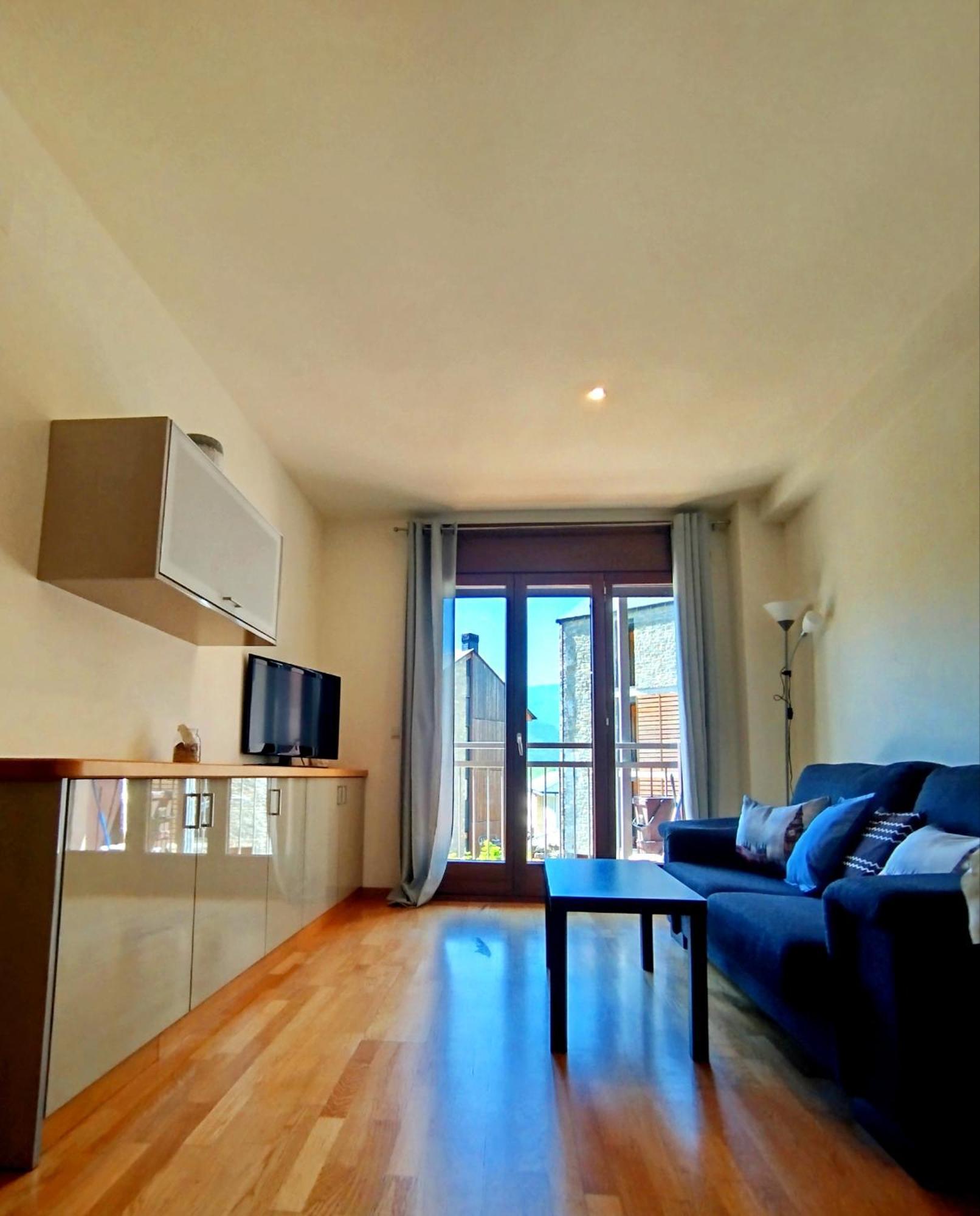 Apartaments Sort Pirineus Dış mekan fotoğraf