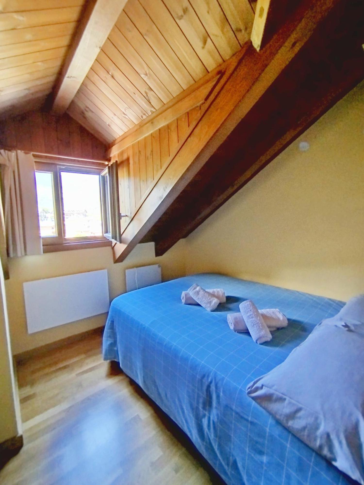 Apartaments Sort Pirineus Dış mekan fotoğraf