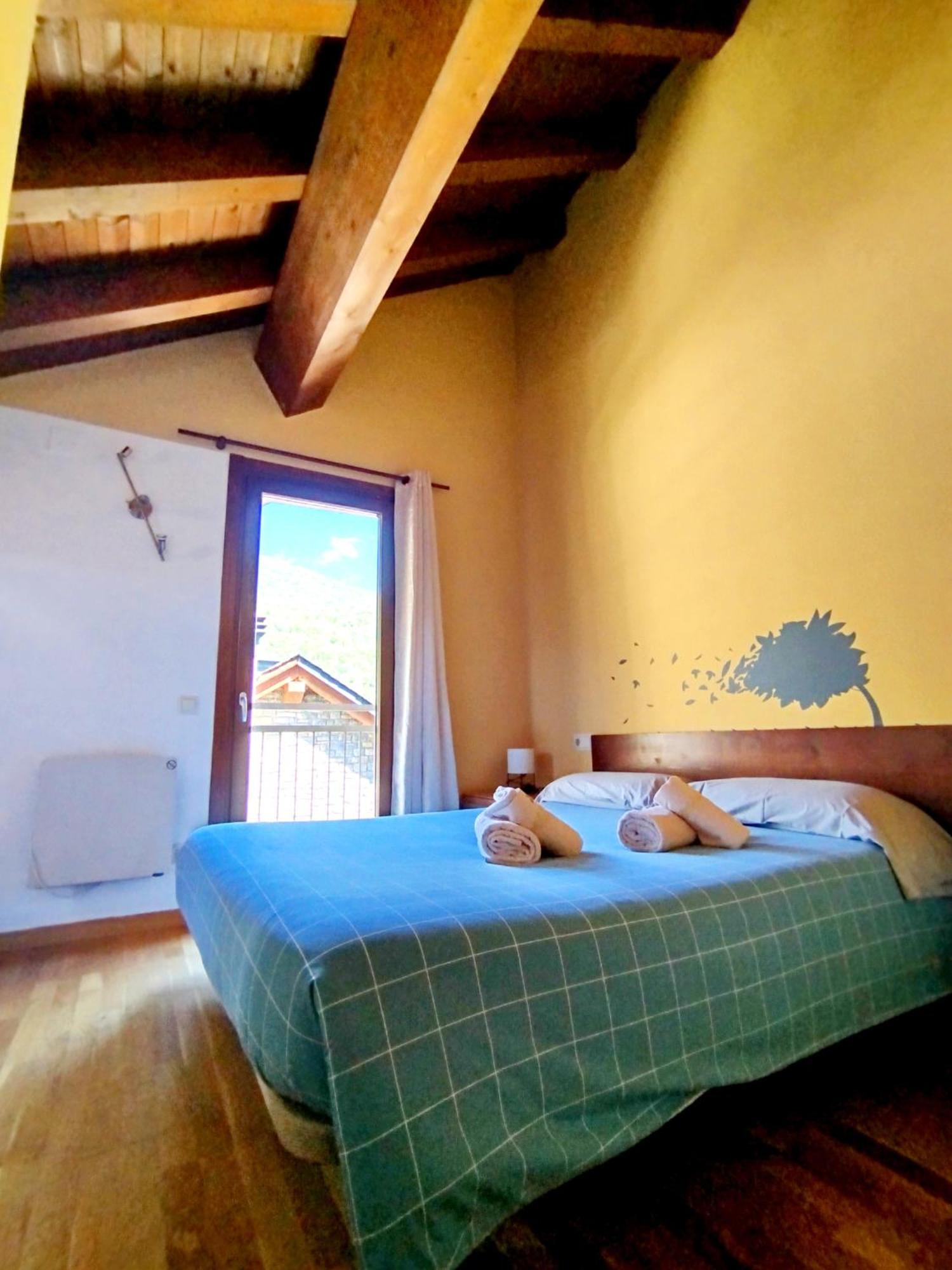 Apartaments Sort Pirineus Dış mekan fotoğraf