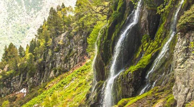 Apartaments Sort Pirineus Dış mekan fotoğraf